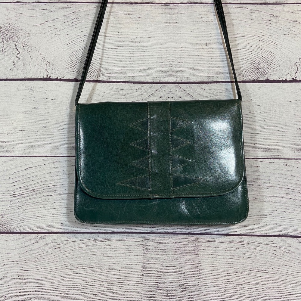 Vintage green shoulder bag/clutch